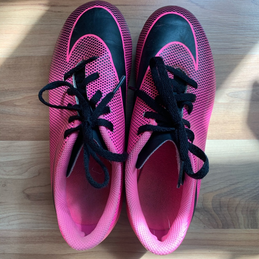 Girls Nike cleats